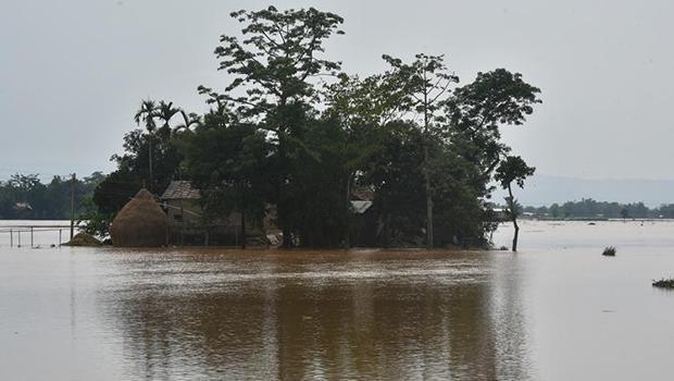 Sel felaketi: Hindistan'da can kaybı artıyor...