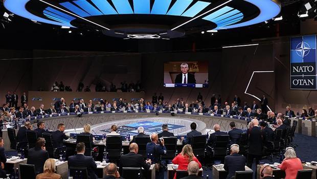 Son dakika: NATO Zirvesi'nin son gün oturumları başladı... Cumhurbaşkanı Erdoğan, NATO Müttefik ve Ortak Devletler toplantısına katıldı