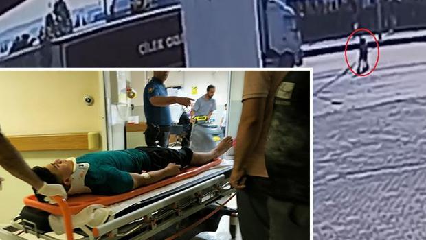 Bursa'da yolun karşısına geçerken motosiklet çarptı: 3 yaralı