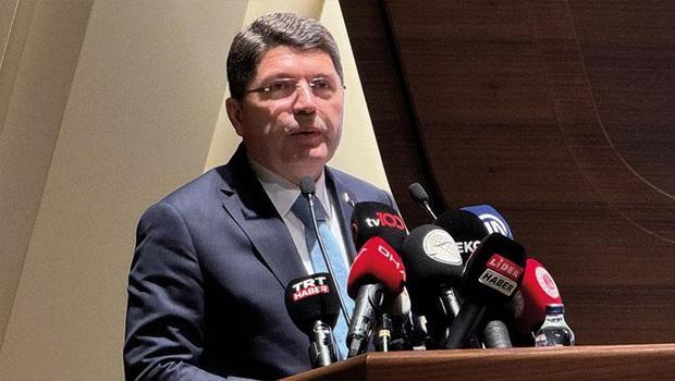 Bakan Tunç'tan AB tepkisi: FETÖ elebaşlarını misafir etmeye devam ediyor
