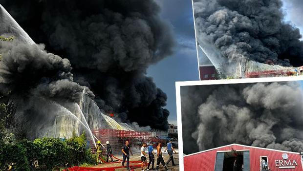 Bursa'da kağıt ve elyaf fabrikalarında yangın