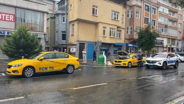 Beyoğlu’nda rastgele ateş açtı, kurşunlar taksiye isabet etti