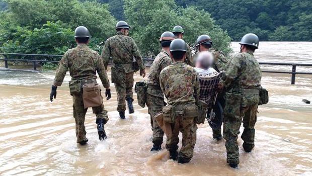 Şiddetli yağışlar Japonya’yı vurdu: Ölü sayısı 2’ye yükseldi, kayıp 2 kişi aranıyor