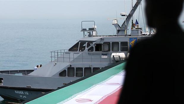 İran, kaçak yakıt taşıyan tankere el koyarak 9 kişiyi gözaltına aldı