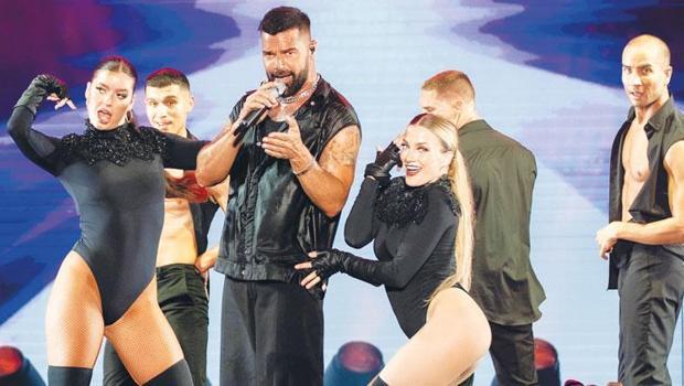 Ricky Martin Türkiye'de...  Antalya'da Latin rüzgarı