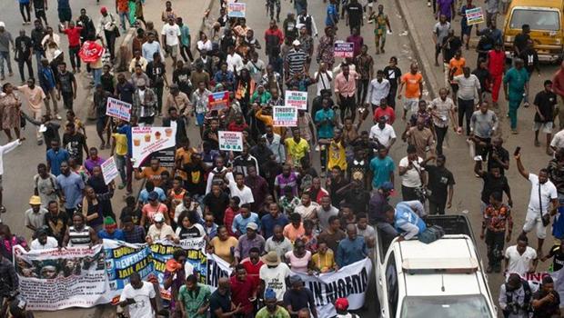 Nijerya'daki protestolarda 17 can kaybı