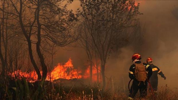 Komşuda alarm! Sisam, Ikaria ve Sakız adalarında yüksek yangın riski uyarısı