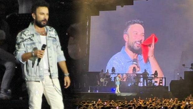 Megastar Tarkan havlusunu hayranlarına attı: Merak etmeyin terim mis gibi kokuyor