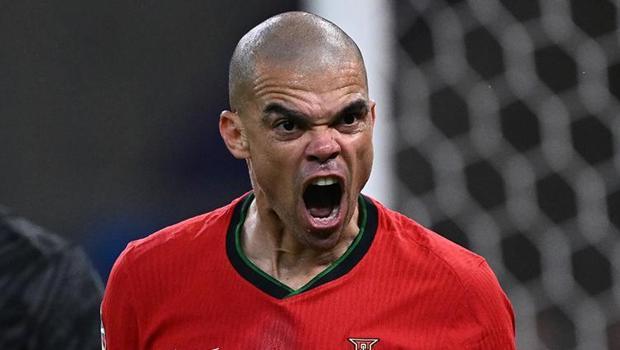 Pepe, 41 yaşında futbolu bıraktı