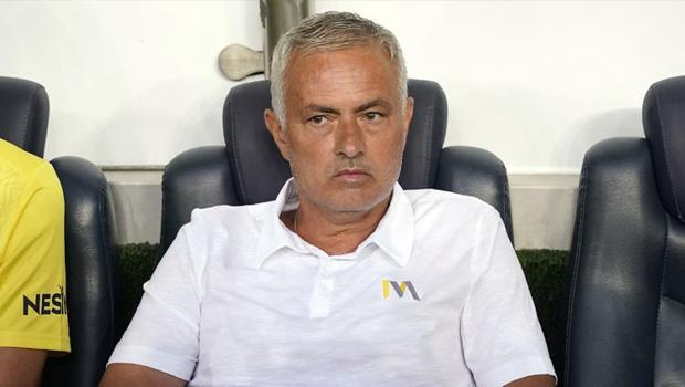 'Fenerbahçe'de Jose Mourinho'ya kötü şaka!'