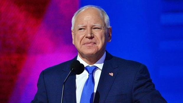 Walz, Harris'in başkan yardımcısı adayı olmayı resmen kabul etti