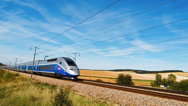 Belçika'da tren kazası... Avrupa'da demiryolu trafiği aksadı