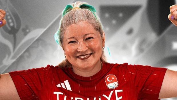 Para atıcımız Aysel Özgan gümüş madalya kazandı