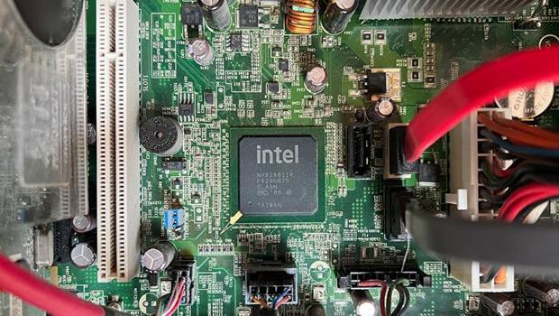 Çip devi Intel'den Almanya kararı