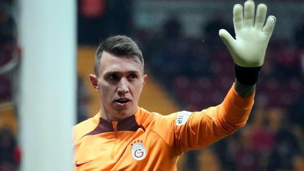 Derbinin en deneyimlisi Fernando Muslera! 31 maçın 14'ünde gol yemedi...