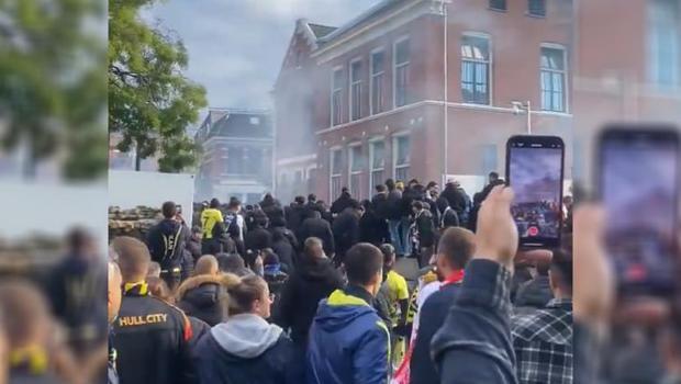 Twente - Fenerbahçe maçı öncesi olay! Ortalık karıştı, polis müdahale etti