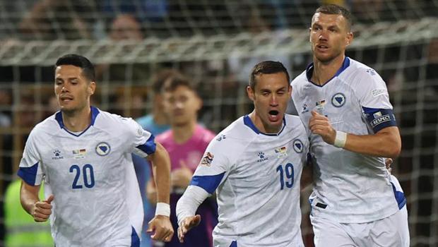 Bosna Hersek'te Edin Dzeko attı, Almanya'da Deniz Undav şov yaptı