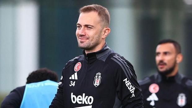 Beşiktaş'ta Mert Günok gelişmesi!