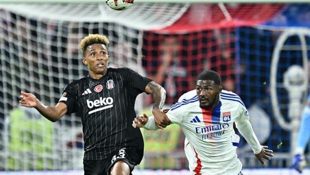 'Beceriksiz Lyon, Beşiktaş'a kaybetti'