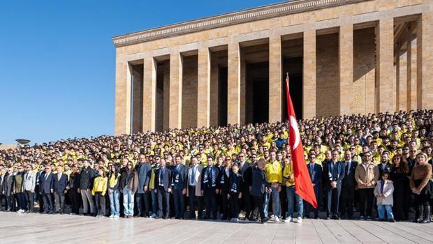 4 bin 500 Fenerbahçeli, Ata'nın huzurunda!