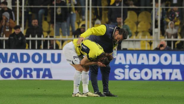 Fenerbahçe - Sivasspor maçında milli yıldızın büyük üzüntüsü