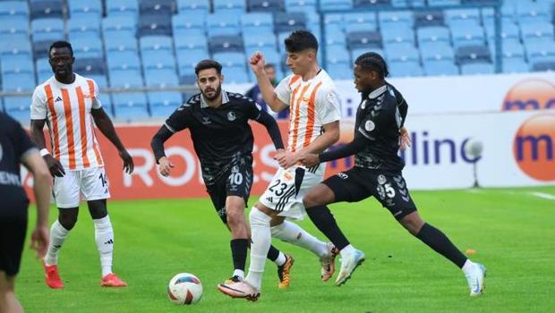 Adanaspor ile Sakaryaspor puanları paylaştı