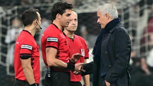 Mourinho'dan derbide dikkat çeken hareket! Soyunma odasına kadar gitti