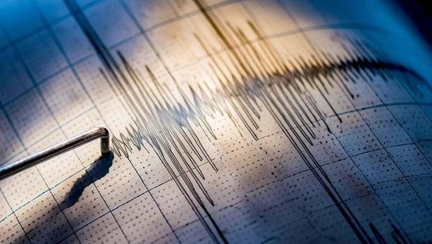 Vanuatu'da 7,3 büyüklüğünde deprem