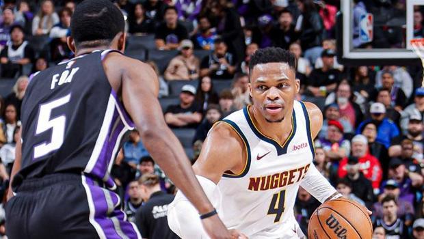 Denver Nuggets son çeyrekte alev aldı, 1 sayı farkla kazandı