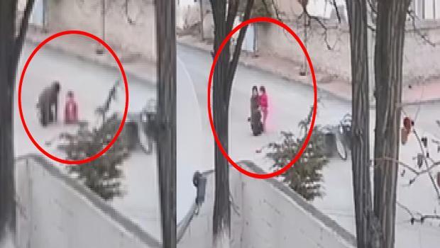 Aksaray'da kazada yola savrulan yaralı baba ile 4 yaşındaki kızı birbirine sarıldı