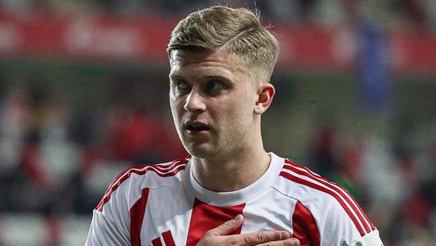Antalyaspor'da Jakub Kaluzinski Fenerbahçe maçında yok
