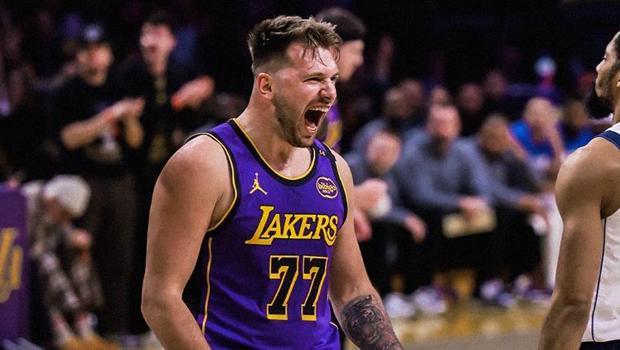 Luka Doncic'ten eski takımı Mavericks'i yıkan performans!