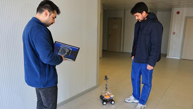 Adana'da Japon balığına araba sürdürdüler | 'Yarışmalara katılacağız'