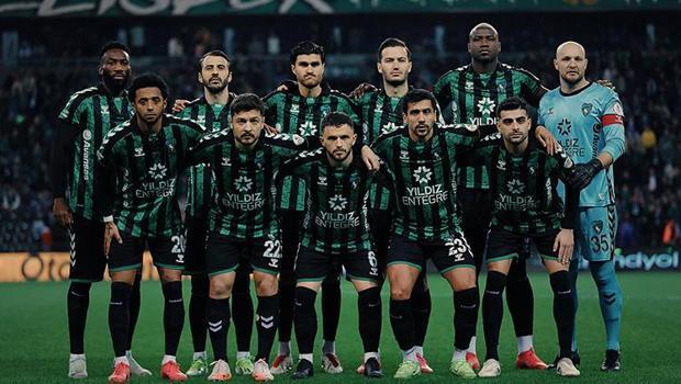 Kocaelispor'da iç transferde 4 imza birden!