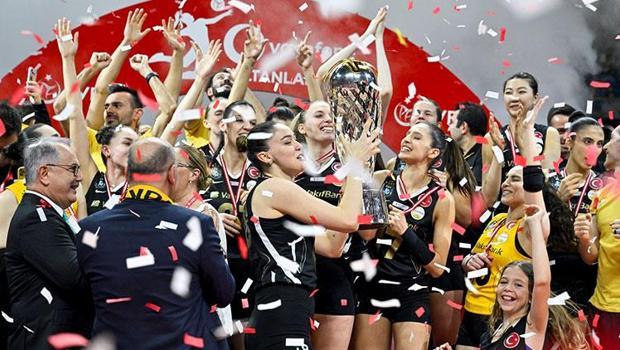 Sultanlar Ligi'nde şampiyon Vakıfbank!