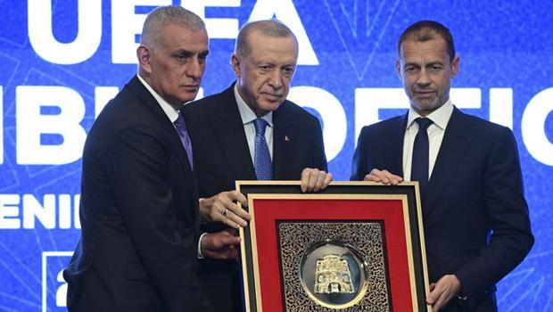 Cumhurbaşkanı Erdoğan: Spor yatırımlarında Türkiye'yi çok farklı bir lige taşıdık