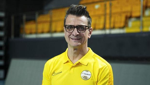 VakıfBank Başantrenörü Giovanni Guidetti'nin hedefi müzeye bir kupa daha kazandırmak
