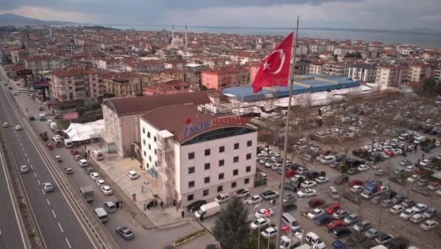 Yalova'da 'deprem raporu' eksik çıkan özel hastanenin faaliyetleri durduruldu