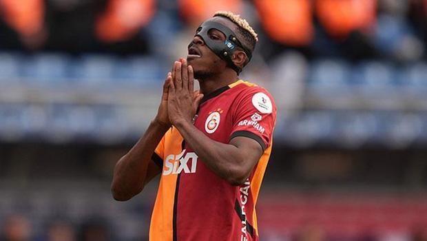 Osimhen Chelsea'yi istiyor!