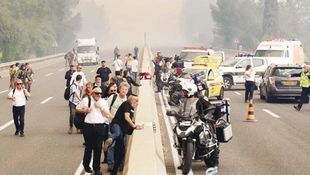 Kudüs’ü alevler sardı... 12 yaralı