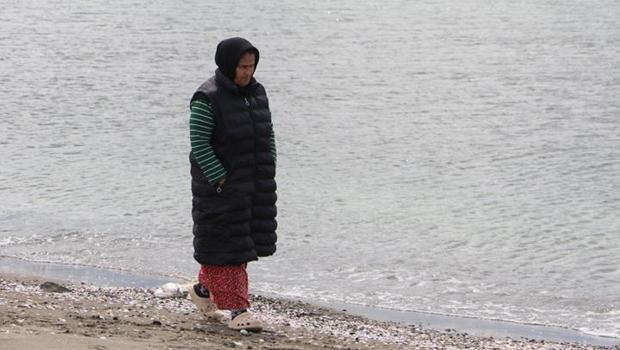 Samsun'da kayıp balıkçının eşi, 132 gündür sahilde umutla bekliyor