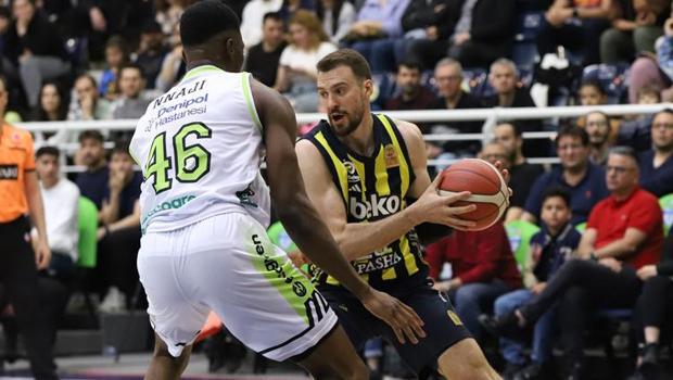 Fenerbahçe Beko, Yukatel Merkezefendi Belediyesi'ne farklı kaybetti!