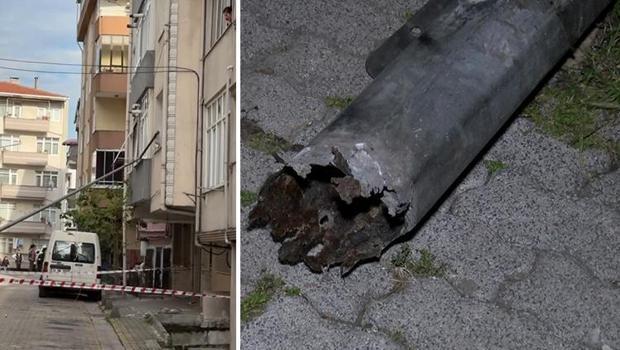 Küçükçekmece'de işçinin yaslandığı aydınlatma direği devrildi