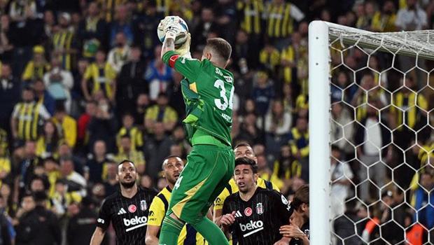 Mert Günok, sezon rekorunu kırdı!