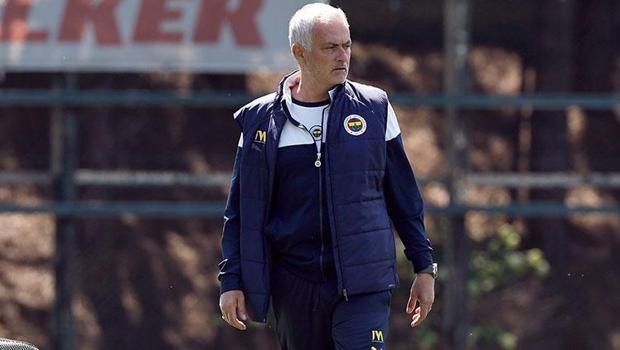 Fenerbahçe'de Başakşehir maçının hazırlıkları başladı