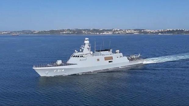 MSB, "ATMACA Güdümlü Mermisi"nin TCG Kınalıada'dan yapılan atış anlarını paylaştı