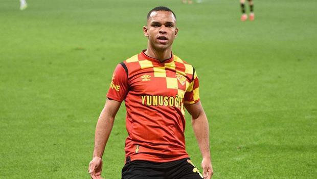 Göztepe'de Matsuki ve Juan Southampton'a dönüyor Joe Aribo geliyor