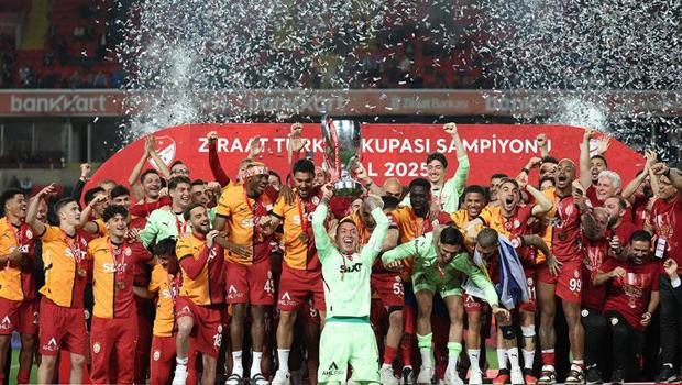 Galatasaray'da dev prim! Yönetim çifte kupada kesenin ağzı açtı
