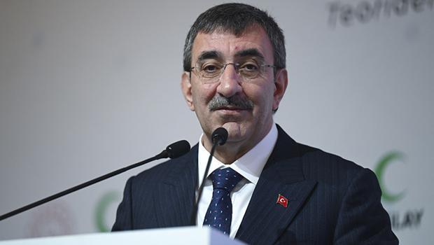 Cumhurbaşkanı Yardımcısı Cevdet Yılmaz'dan Karadeniz'deki yeni doğal gaz keşfine ilişkin açıklama