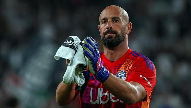 İspanyol kaleci Reina teknik direktör oluyor
